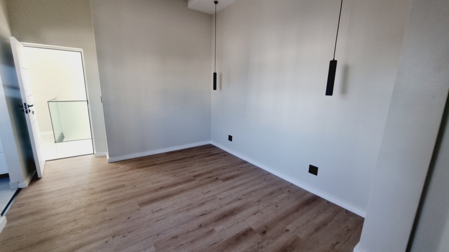 3 Bedroom Property for Sale in Sandown Western Cape